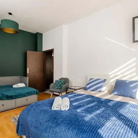 Peanut Premium Ochota Apartment *